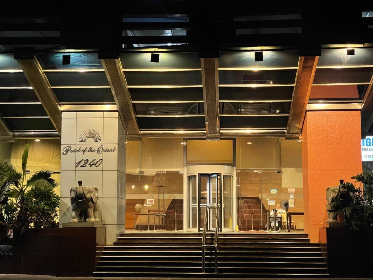 Apartamento Pearl Of The Orient Tower, In Front Of Us Embassy Manila Exterior foto